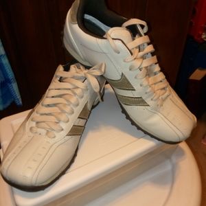 Skechers - FINAL DROP